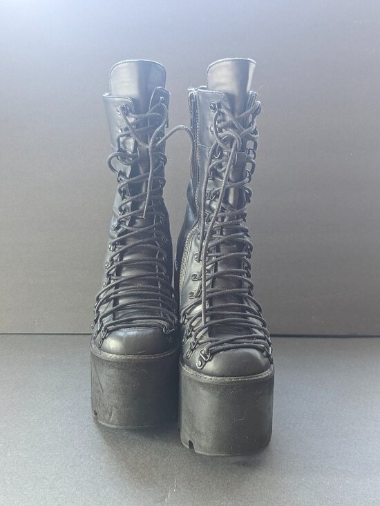 Black platform lace-up boots - Current Mood (Traitor) - Picture 3 of 6